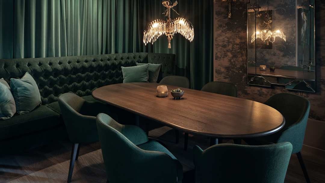 Rauhallinen yksityislounge VIP-illallista varten